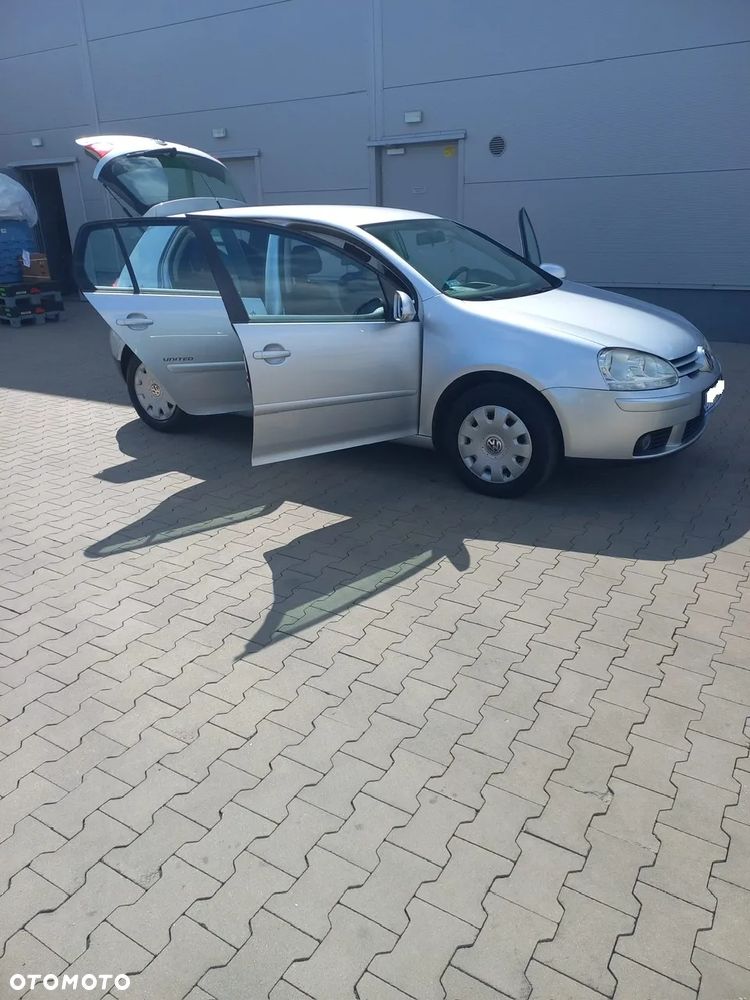 Volkswagen Golf 1.6 United - 12