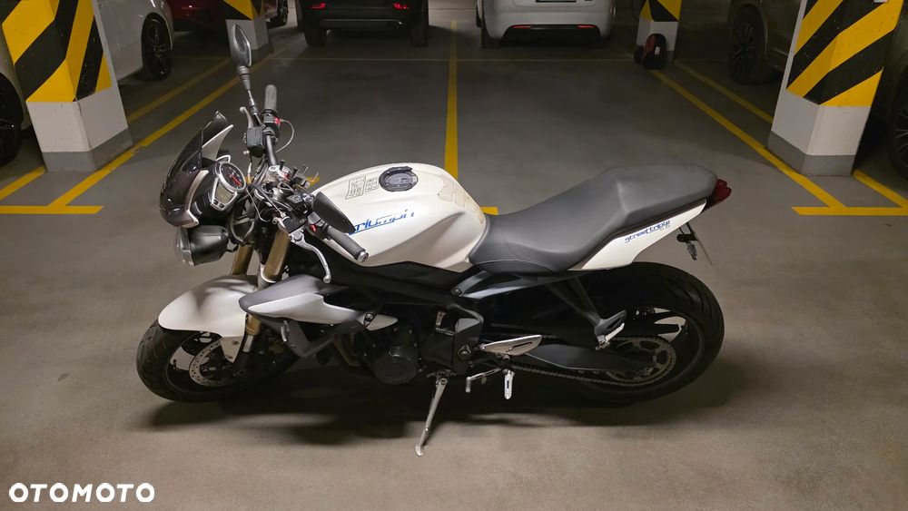 Triumph Street Triple - 5
