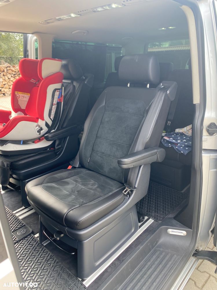 Volkswagen Multivan - 5