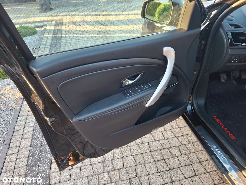 Renault Megane ENERGY TCe 115 Start & Stop Bose Edition - 18