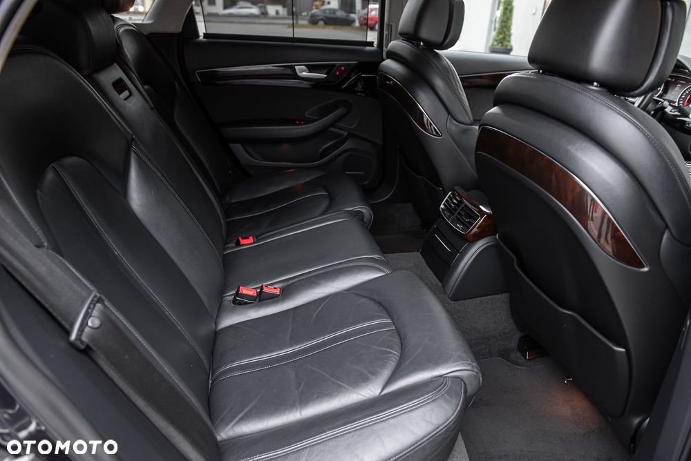 Audi A8 3.0 TDI DPF clean quattro tiptronic - 38