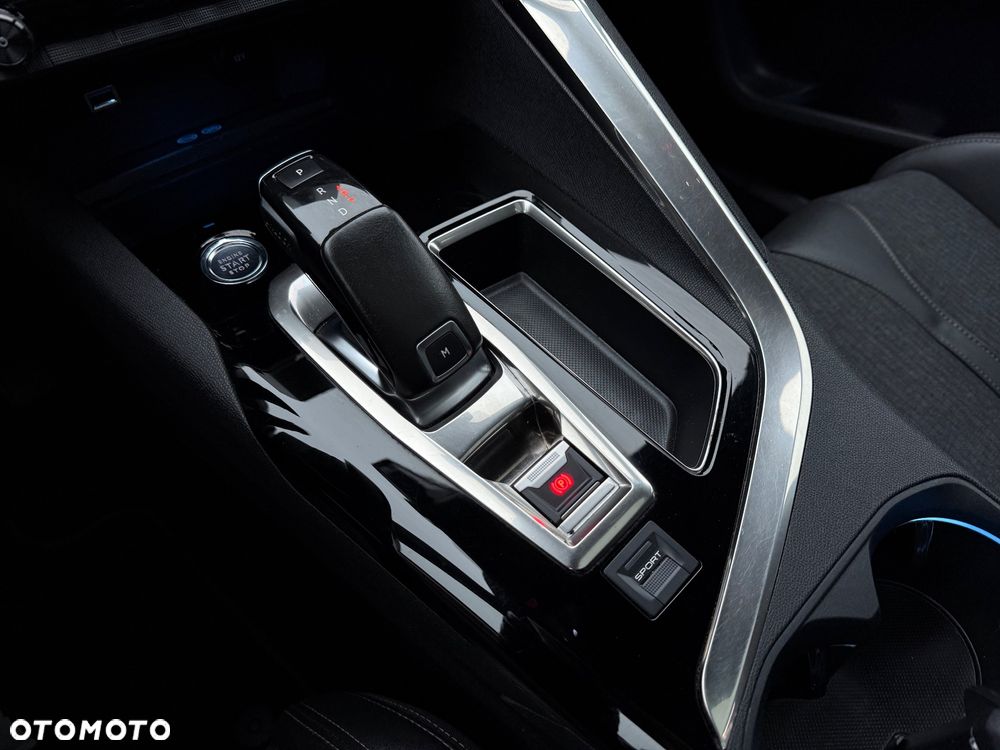 Peugeot 5008 BlueHDi 130 EAT8 GT - 32