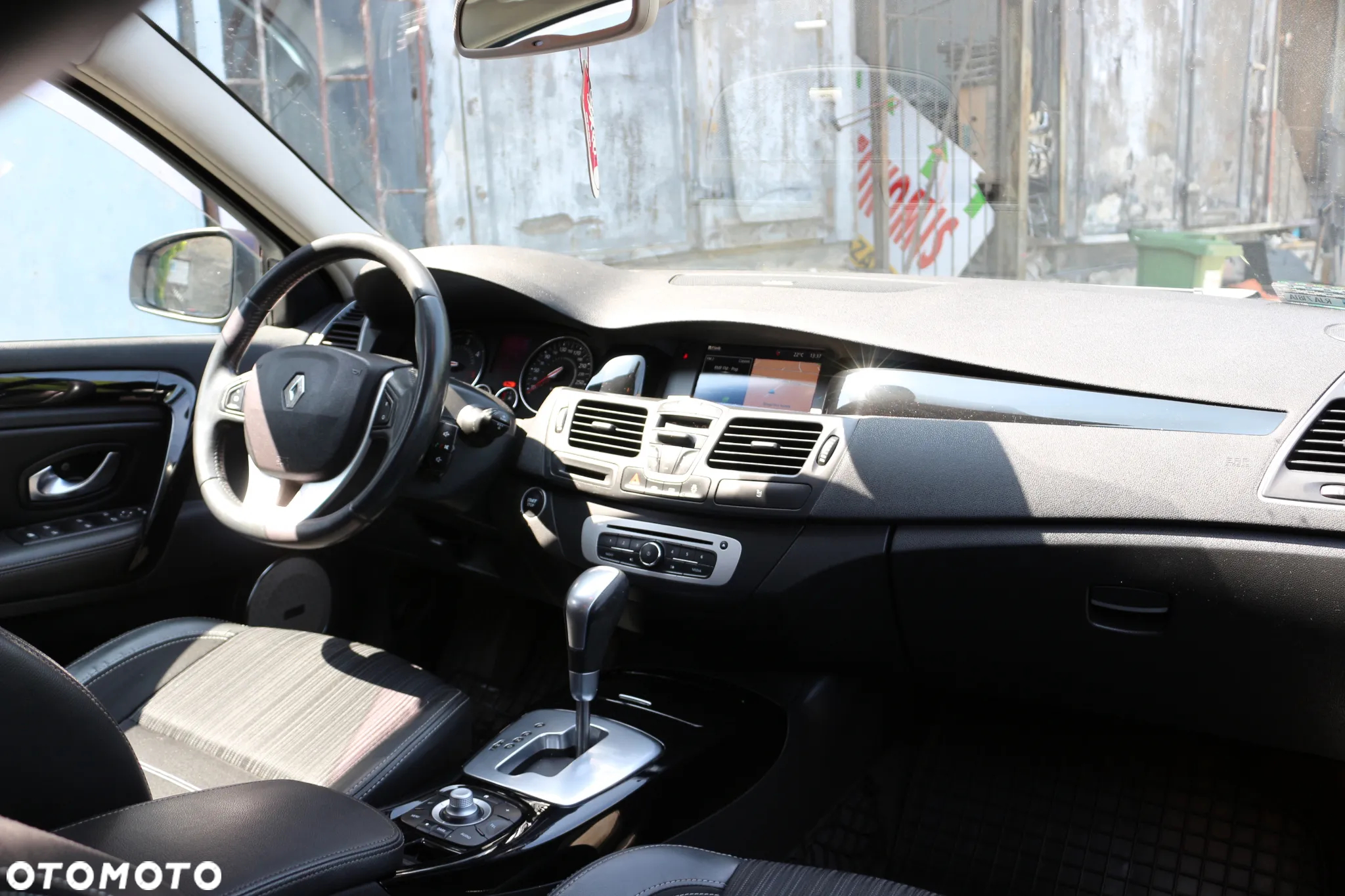 Renault Laguna 2.0 dCi Bose Edition - 8