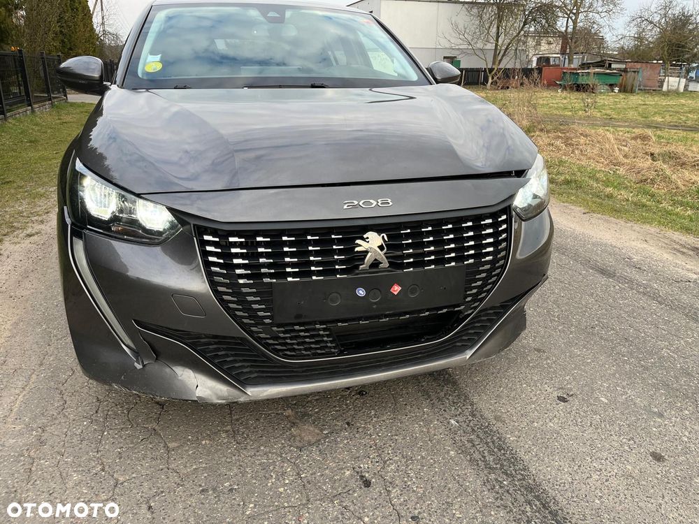 Peugeot 208 BlueHDi 100 Allure - 4