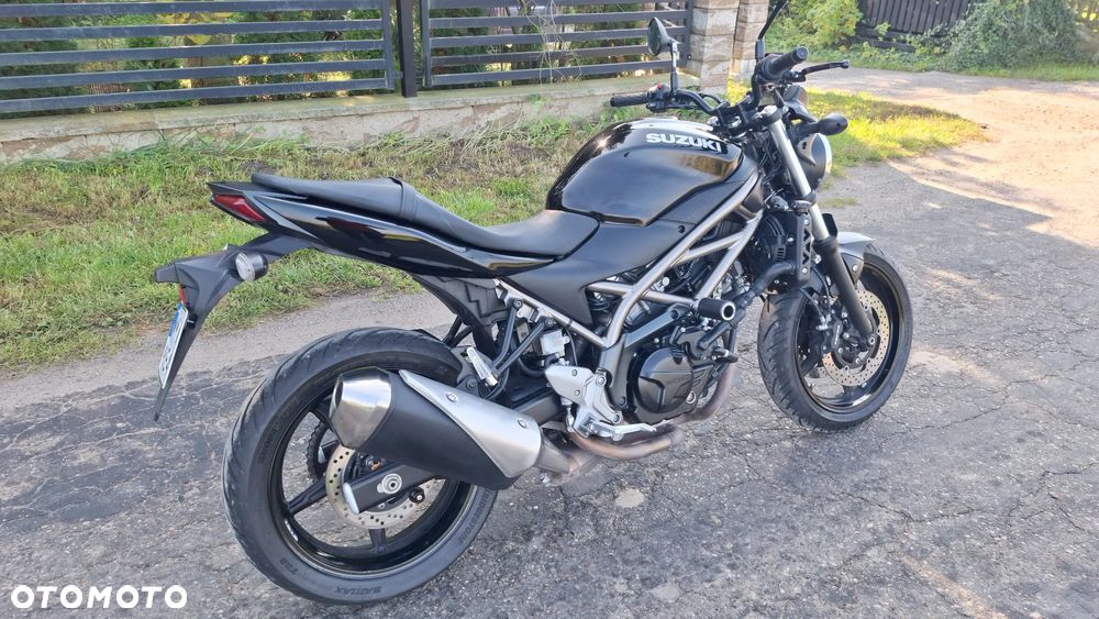 Suzuki SV - 22