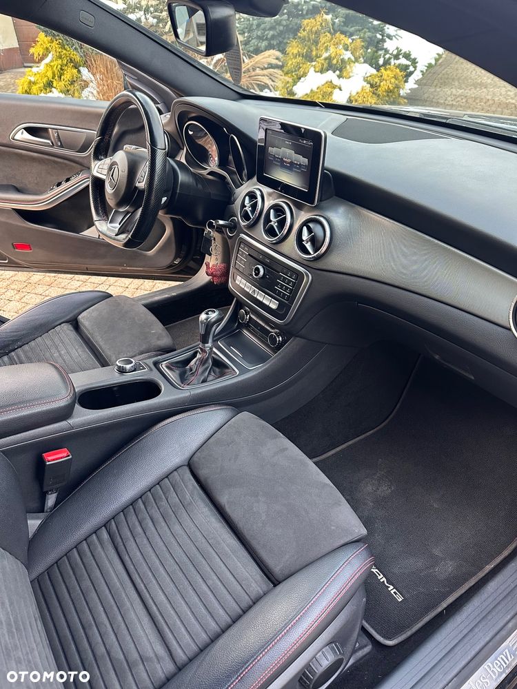 Mercedes-Benz CLA 180 (CDI) d AMG Line - 10