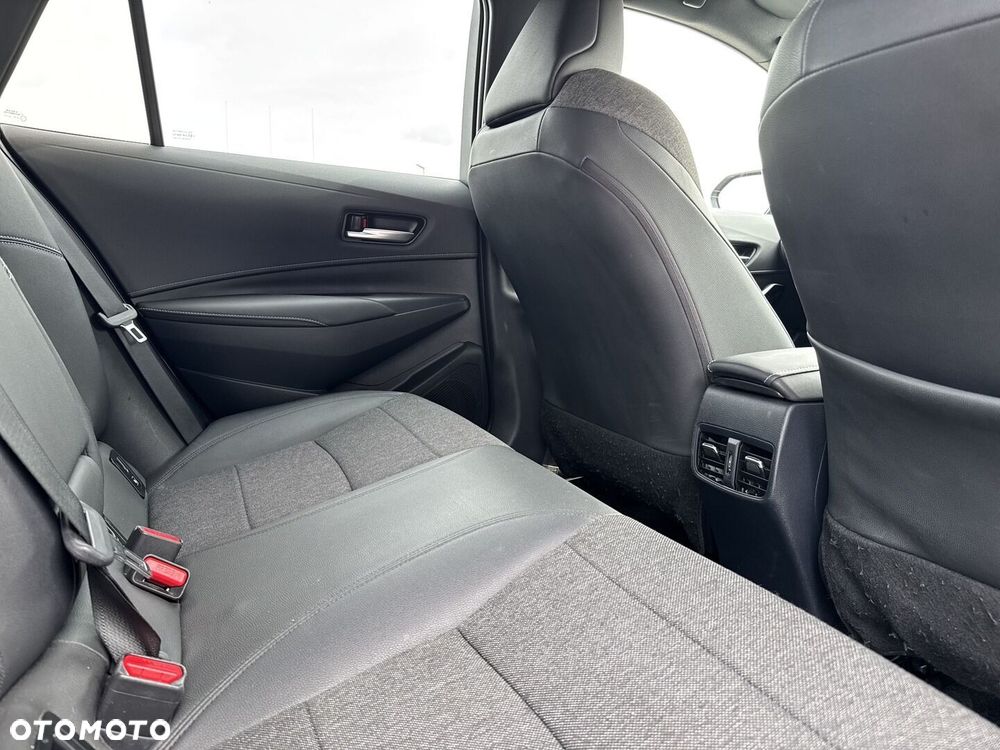 Toyota Corolla 1.8 Hybrid Comfort - 9