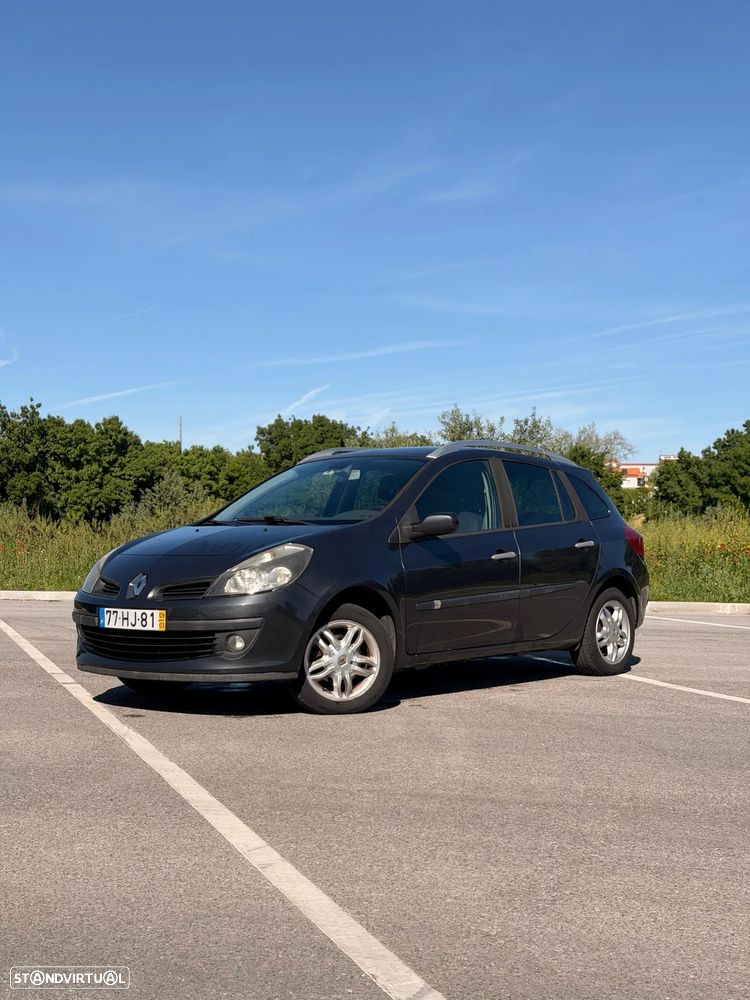 Renault Clio Sport Tourer - 1