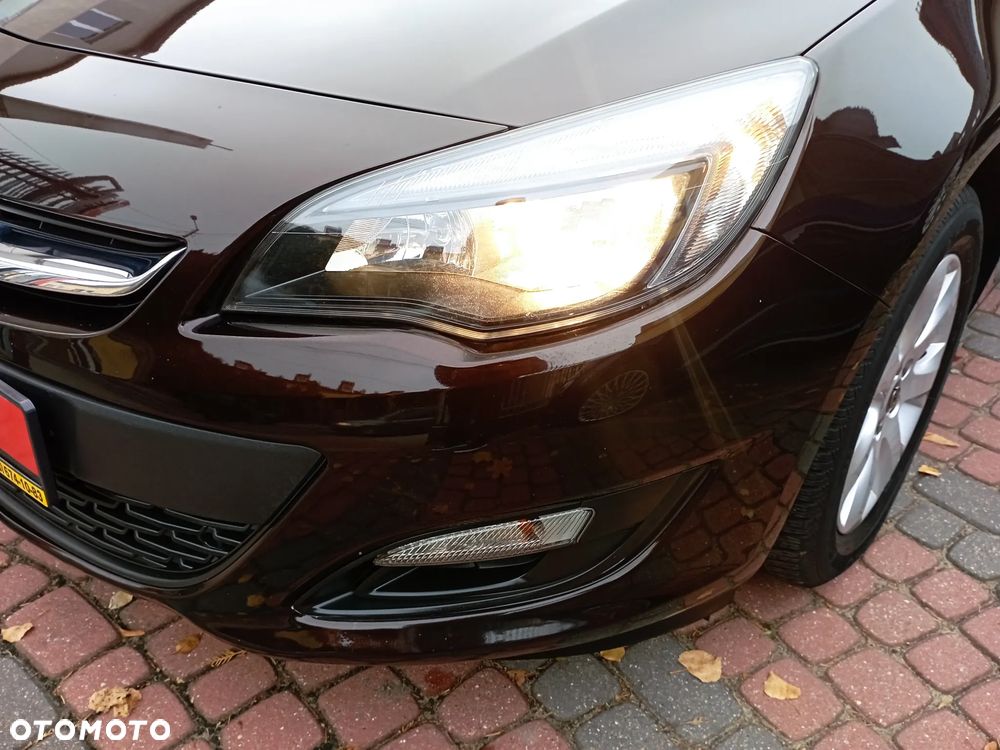 Opel Astra 1.6 Enjoy EU6 - 20
