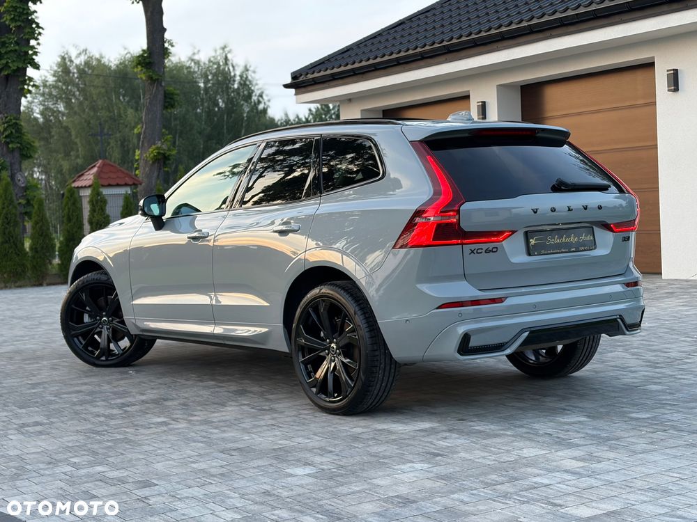 Volvo XC 60 B5 B AWD Plus Black Edition - 6