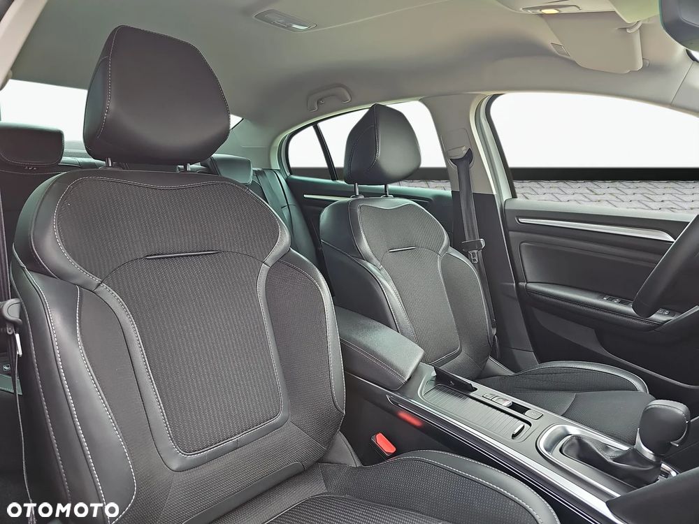 Renault Megane 1.3 TCe FAP Intens EDC - 7