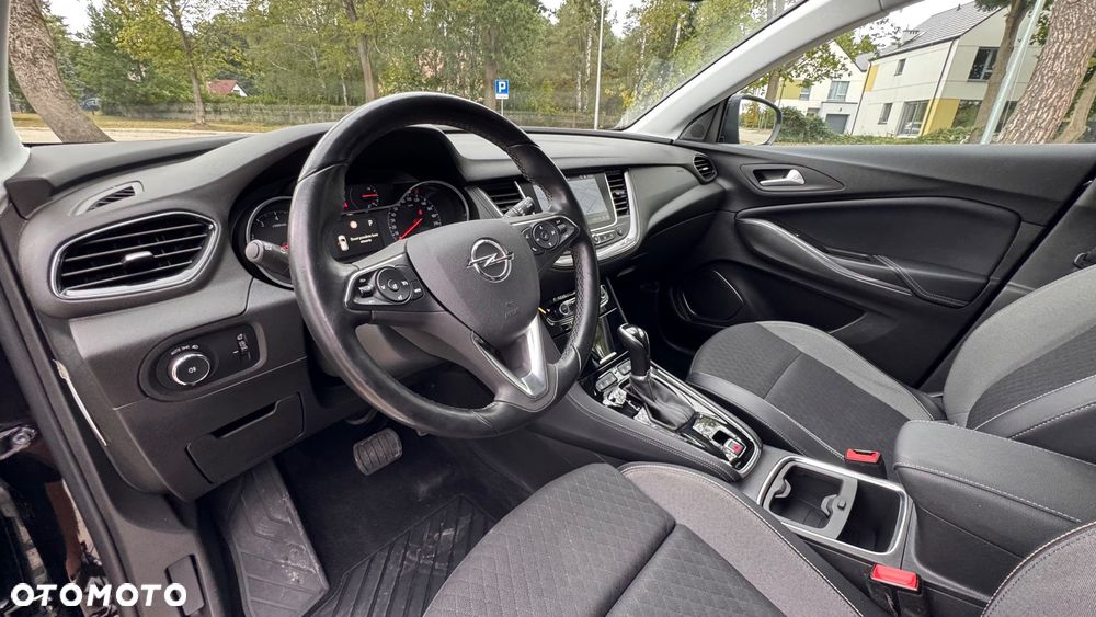 Opel Grandland X 1.2 Start/Stop Automatik Business INNOVATION - 37
