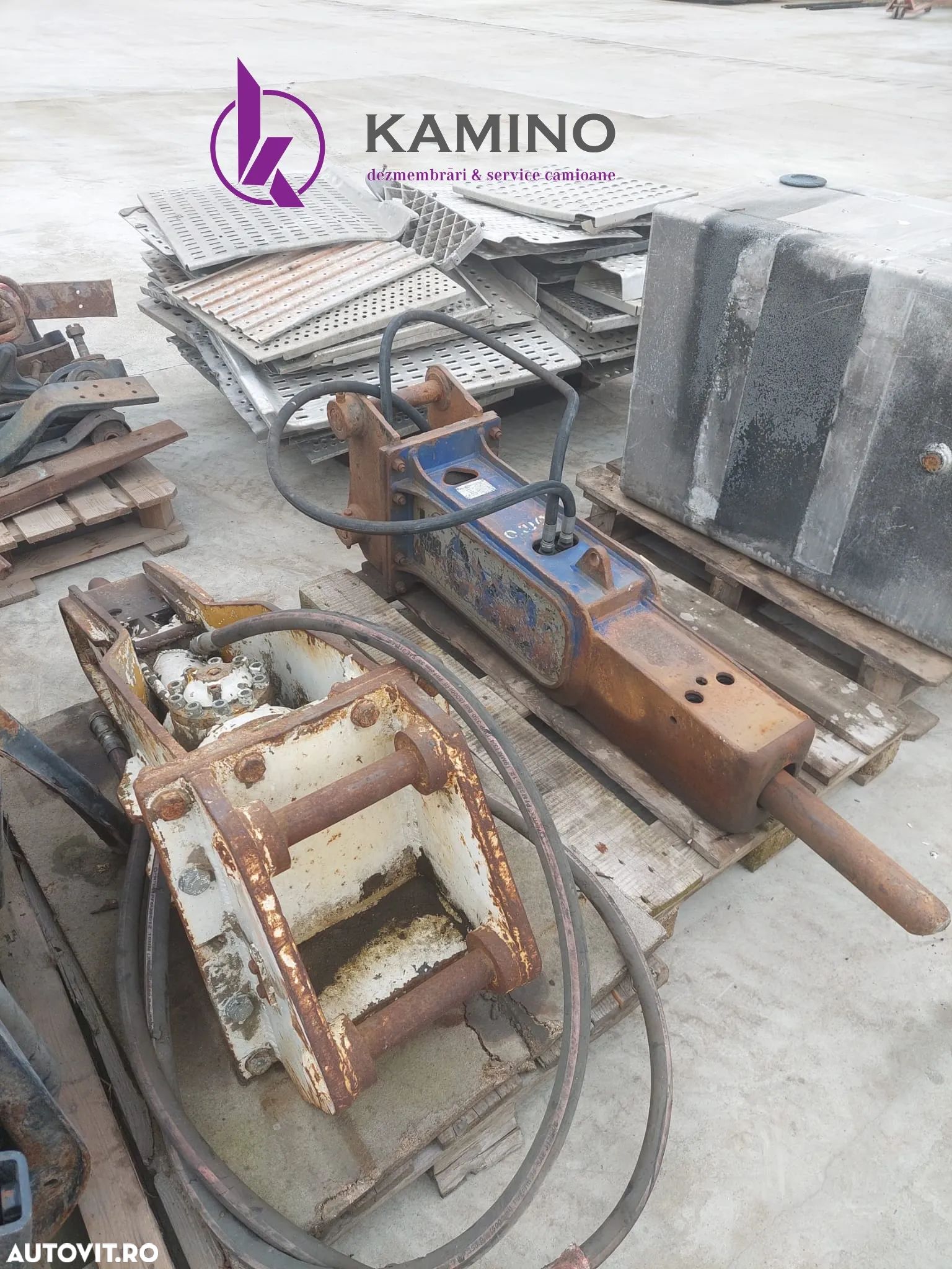 Picon pentru excavator 380 kg - 1