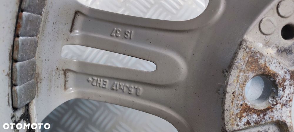 8036936 felga aluminiowa 17X8,5 5X120 ET37 BMW E90 E91 E93 E87 - 16