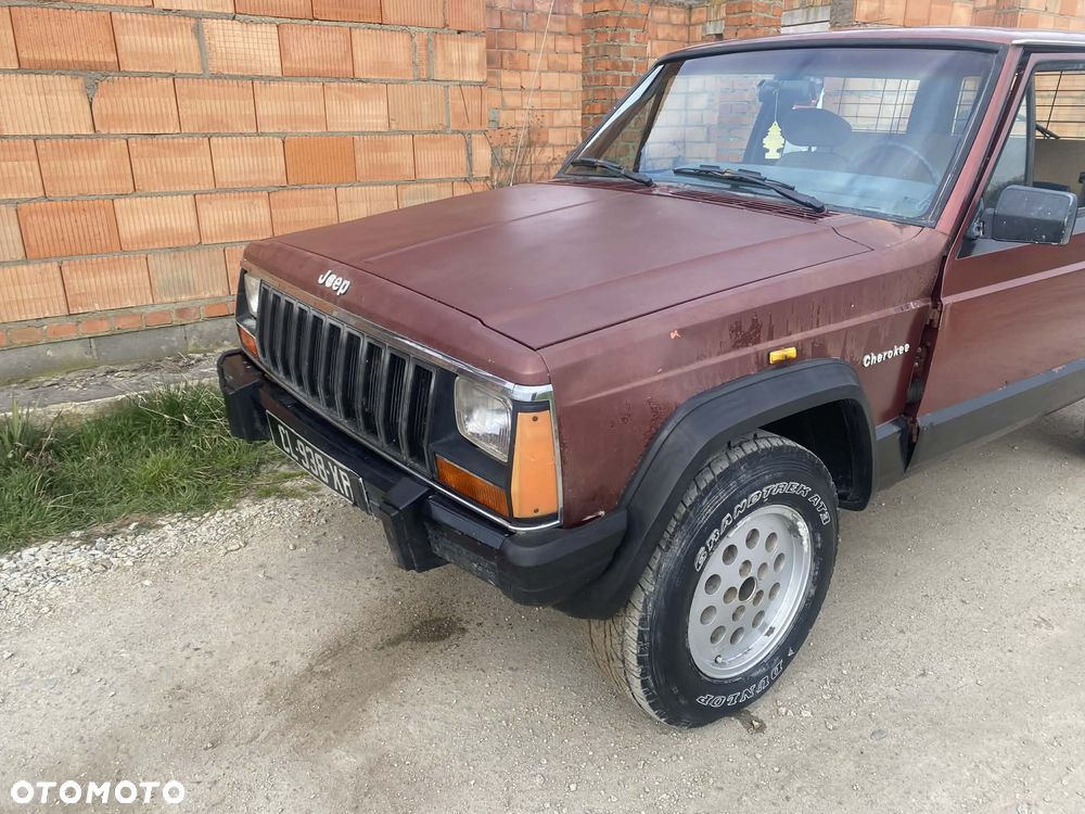 Jeep Cherokee - 37