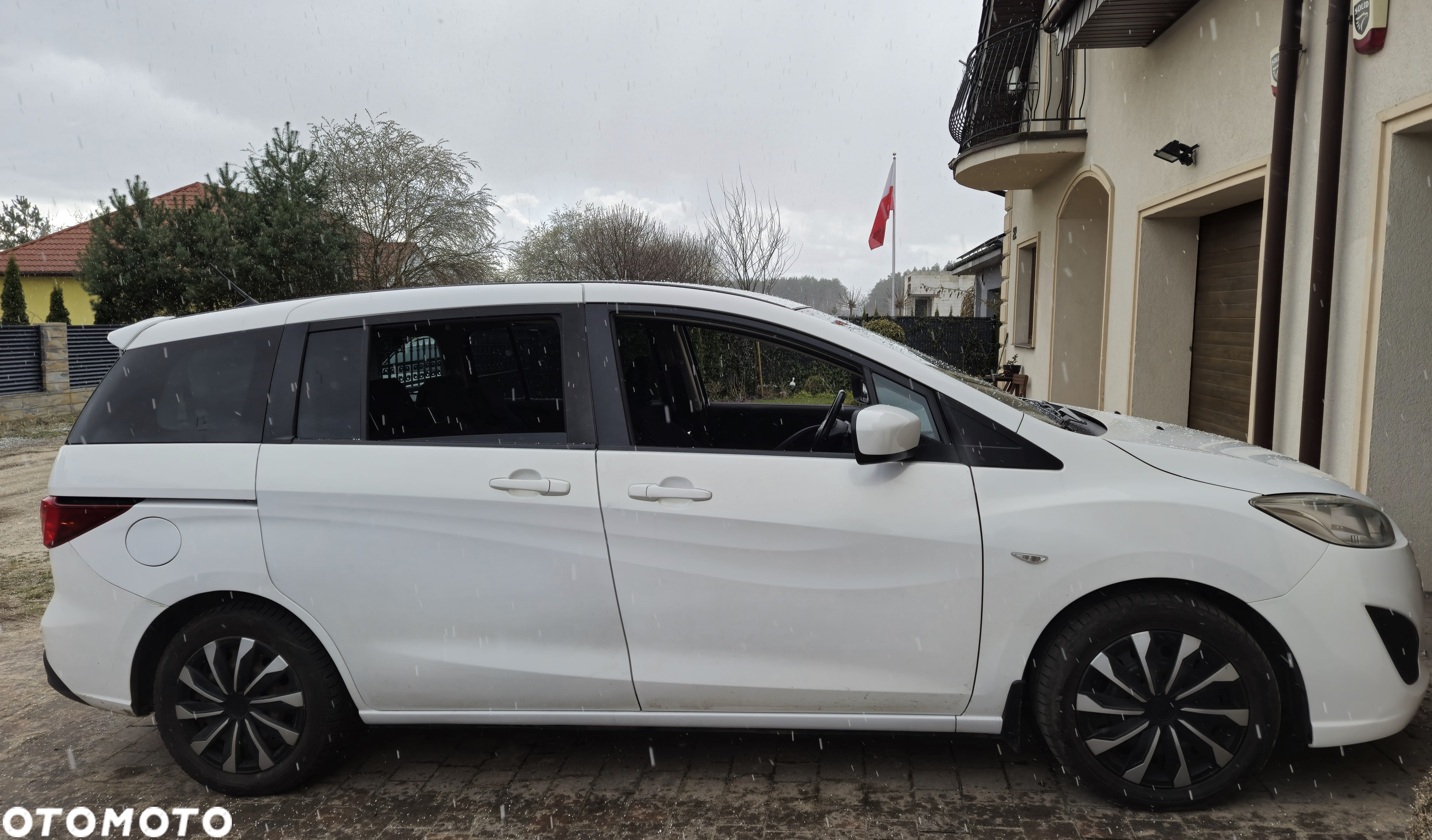 Mazda 5 - 3