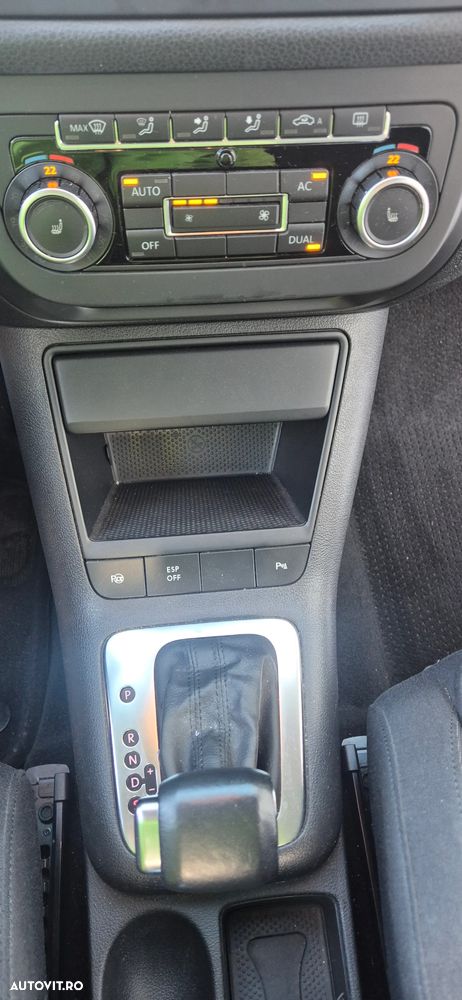 Volkswagen Golf Plus - 12