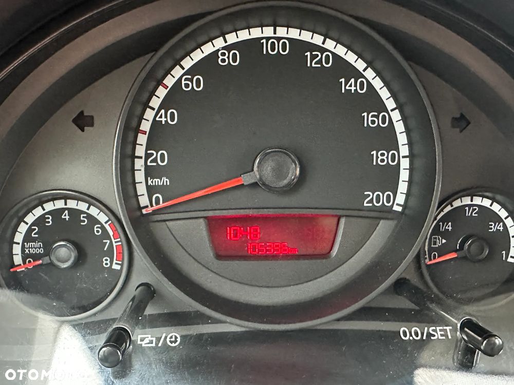 Volkswagen up! - 10