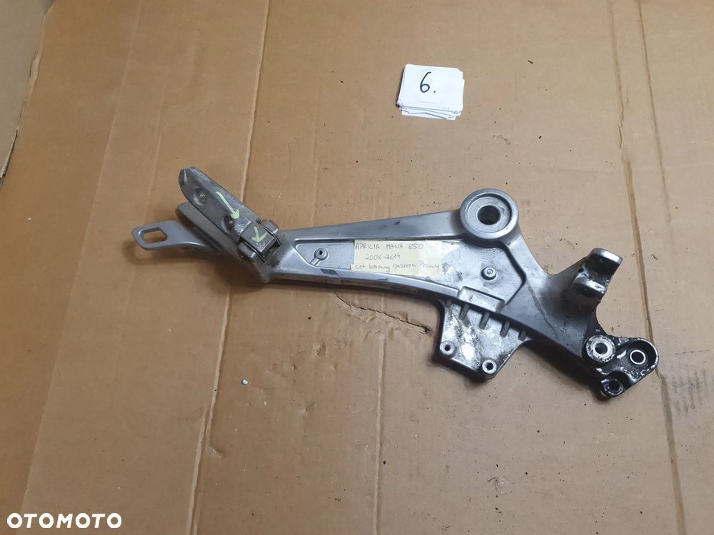 Aprilia Mana 850 (2008 - 2014) Set kierowcy pasażera prawy - 1