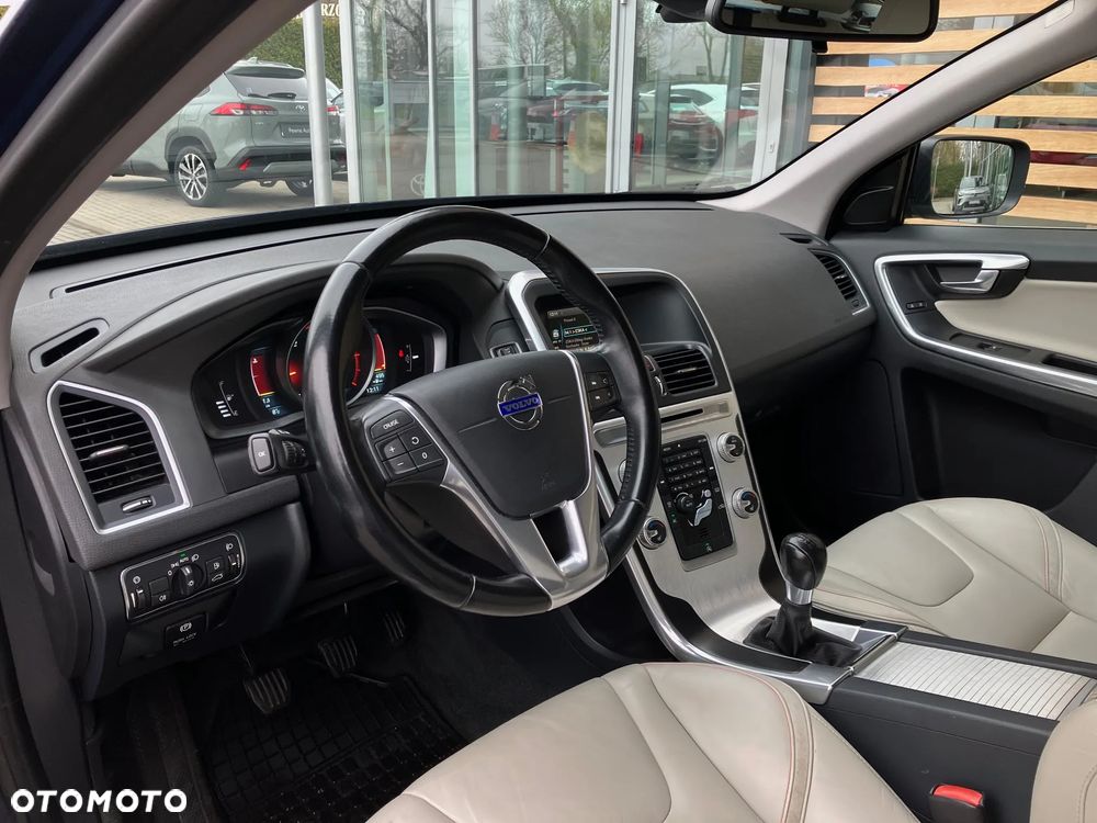 Volvo XC 60 D3 Ocean Race - 33