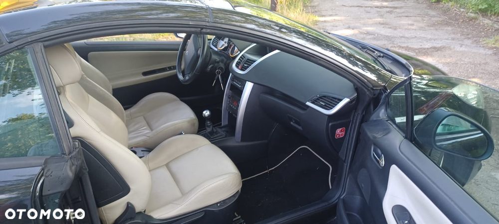 Peugeot 207 CC 150 THP Platinum - 5