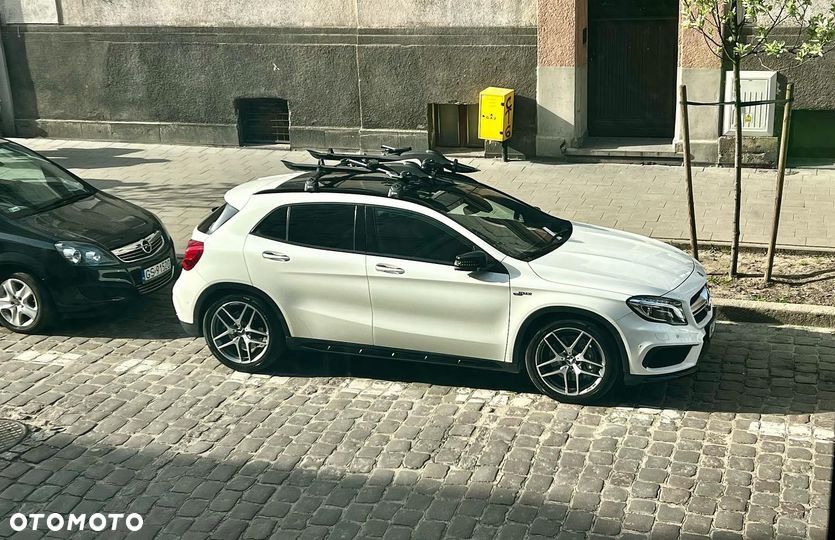 Mercedes-Benz GLA 45 AMG 4-Matic - 16