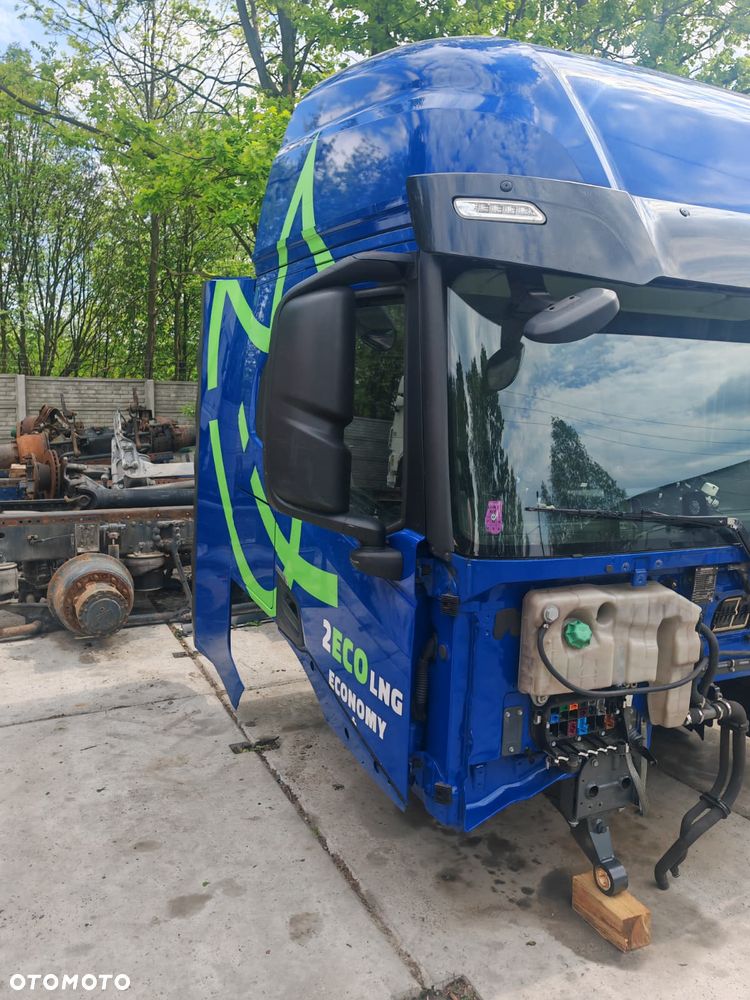 ĆWIARTKA PRAWA KABINA IVECO S WAY EURO 6 - 1