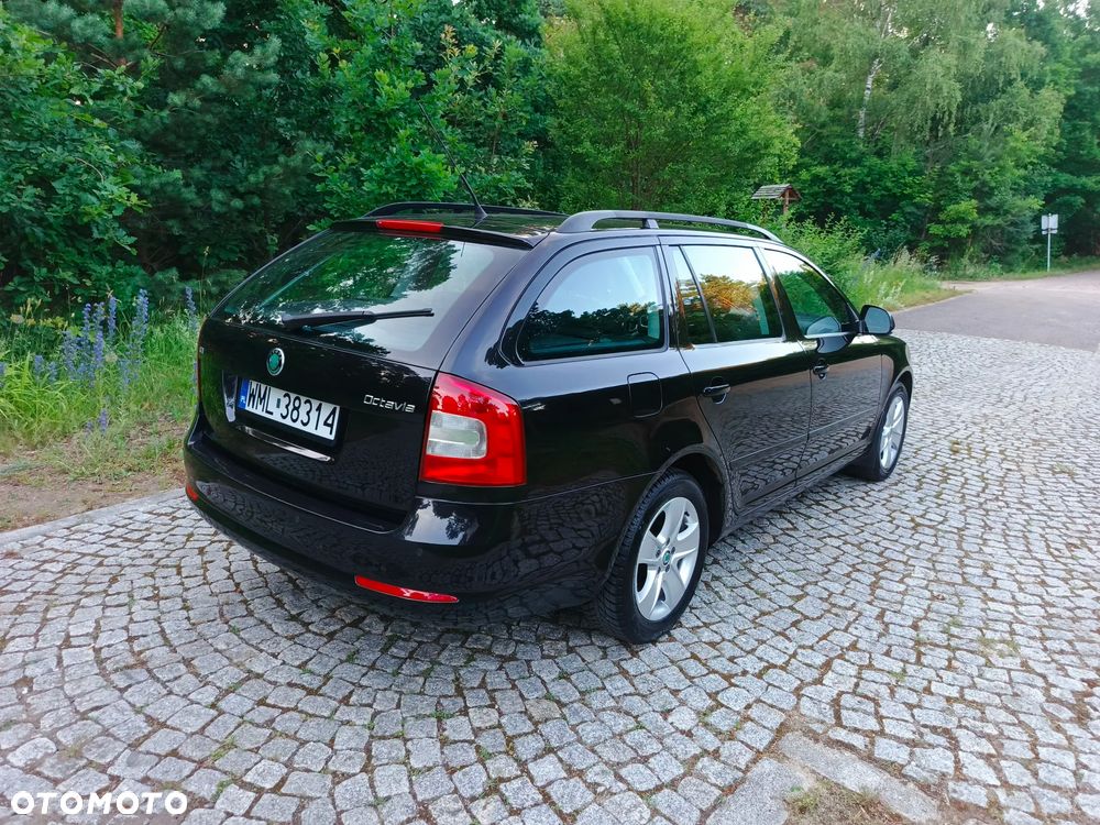 Skoda Octavia 1.6 TDI DPF Ambition - 33