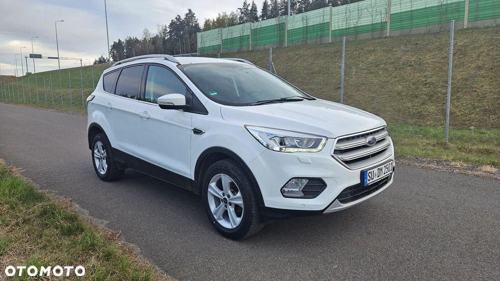 Ford Kuga 1.5 EcoBoost FWD Titanium ASS - 3