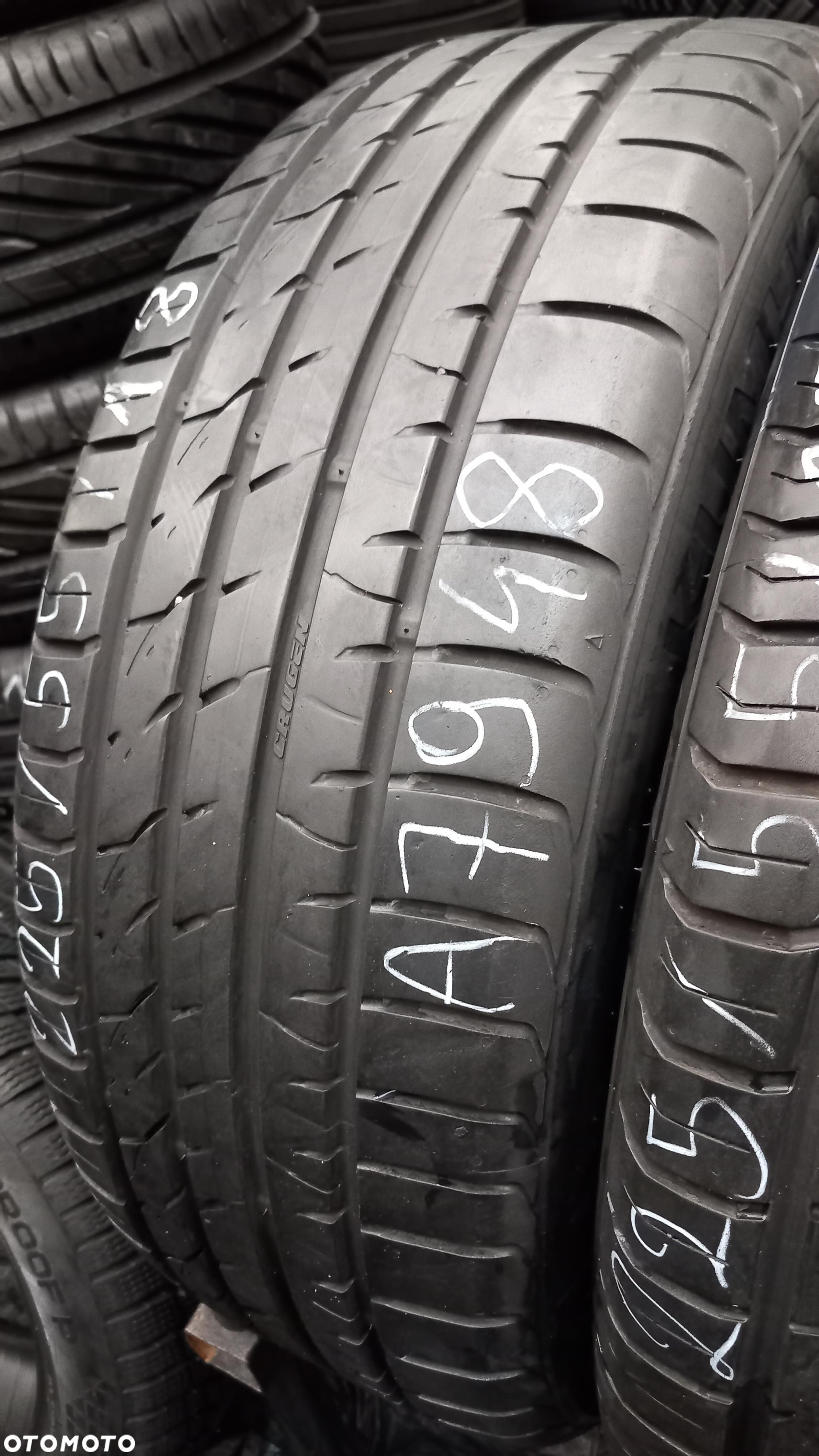 225/55/18 Kumho Crugen HP91 98V - 3