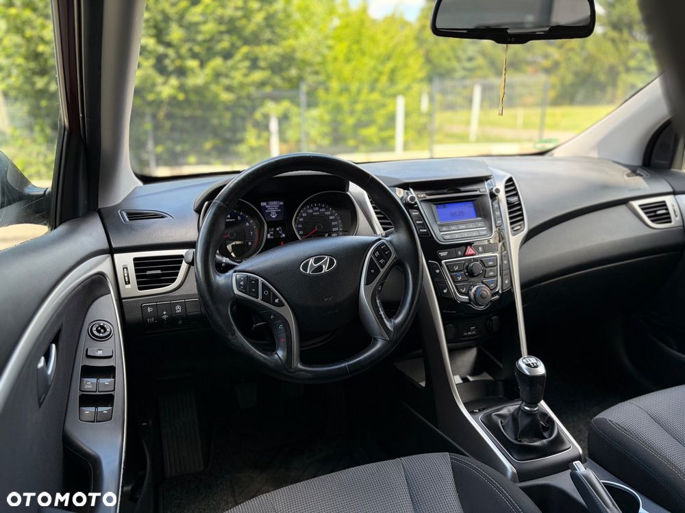 Hyundai i30 blue 1.4 Passion - 22