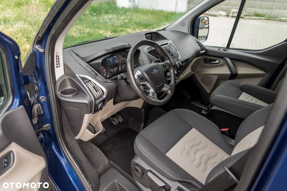 Ford Tourneo Custom 2.0 TDCi L1 Titanium - 28