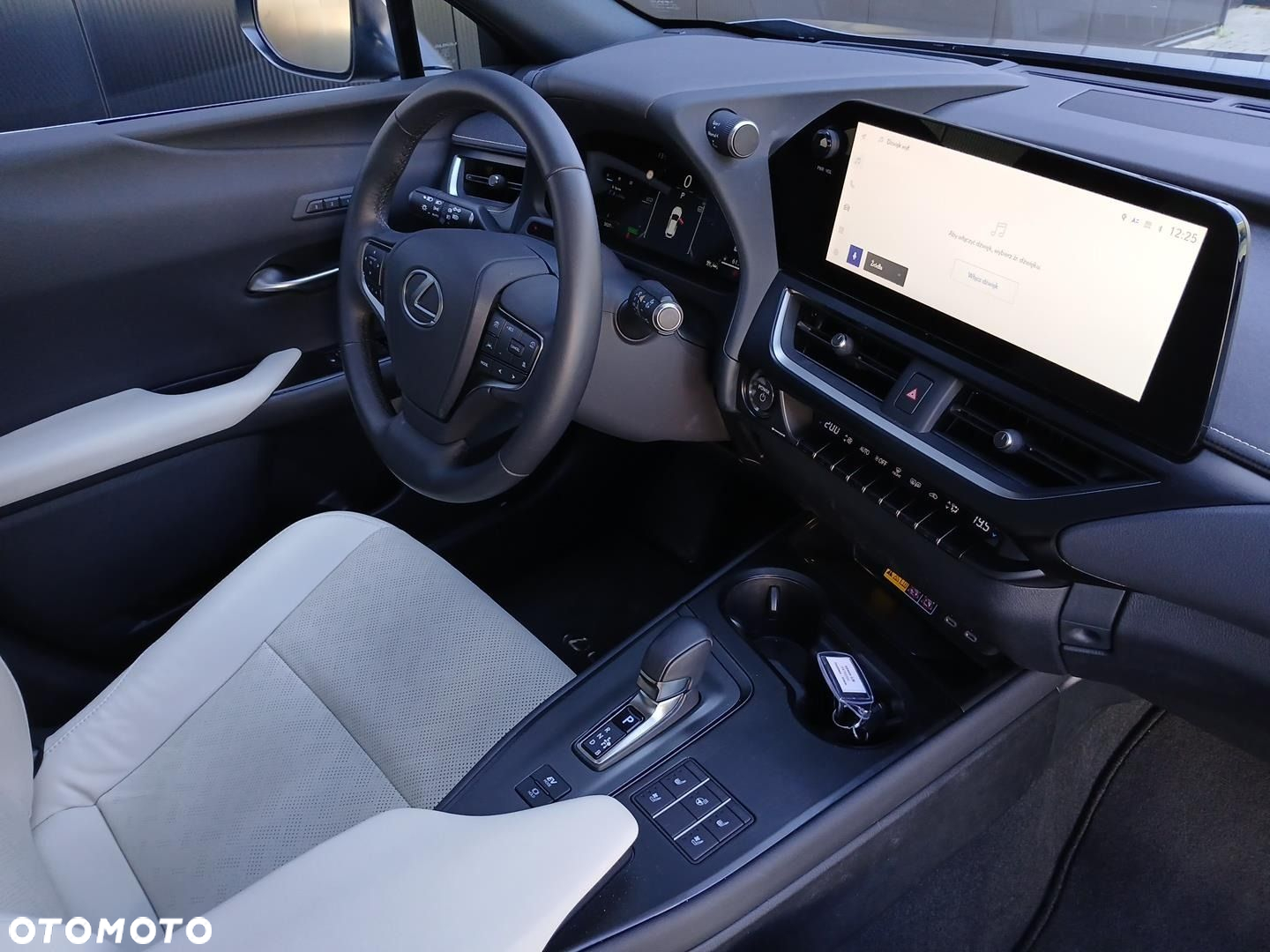 Lexus UX - 22