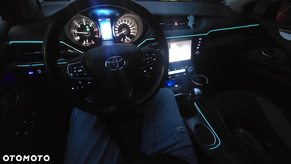 Toyota Avensis 2.0 D-4D Premium - 31