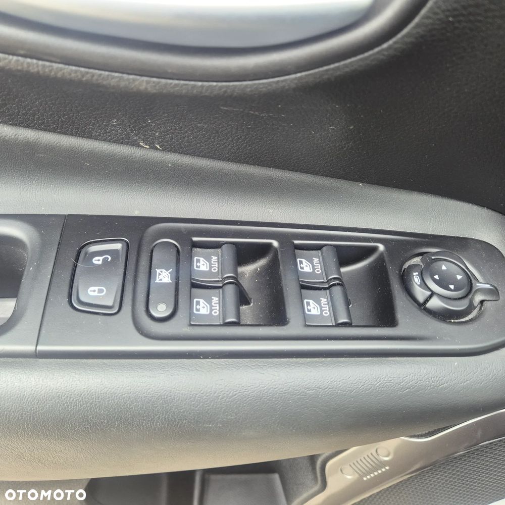 Jeep Renegade 1.3 T-GDI Limited - 27