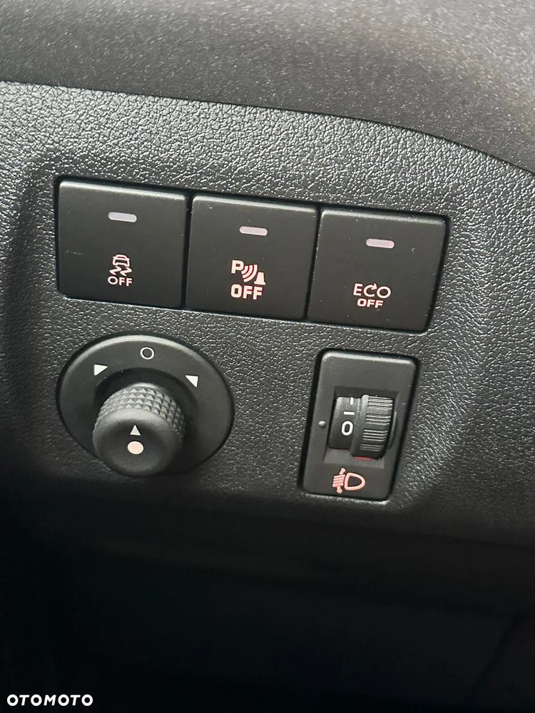 Peugeot Partner Tepee BlueHDi 100 Stop&Start ETG6 Active - 17