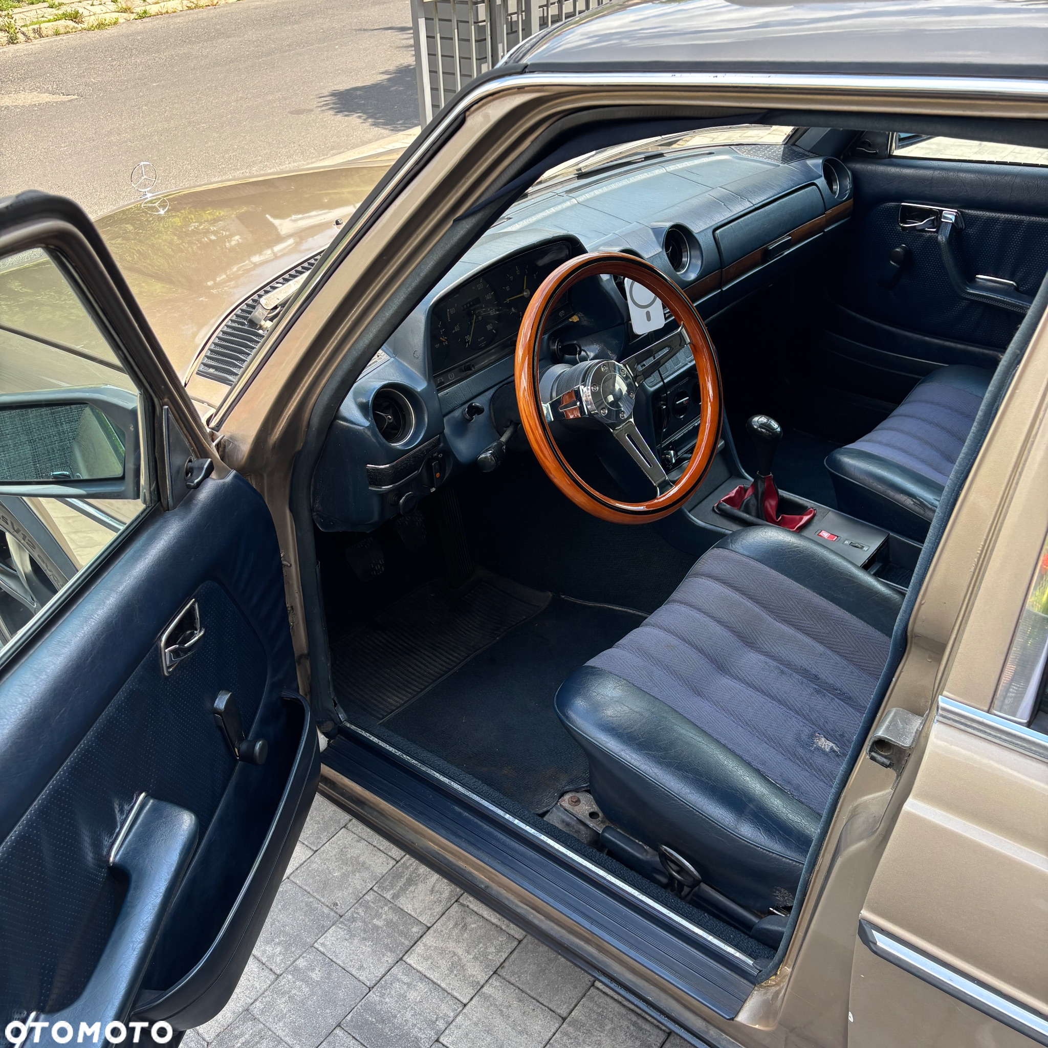 Mercedes-Benz W123 - 9