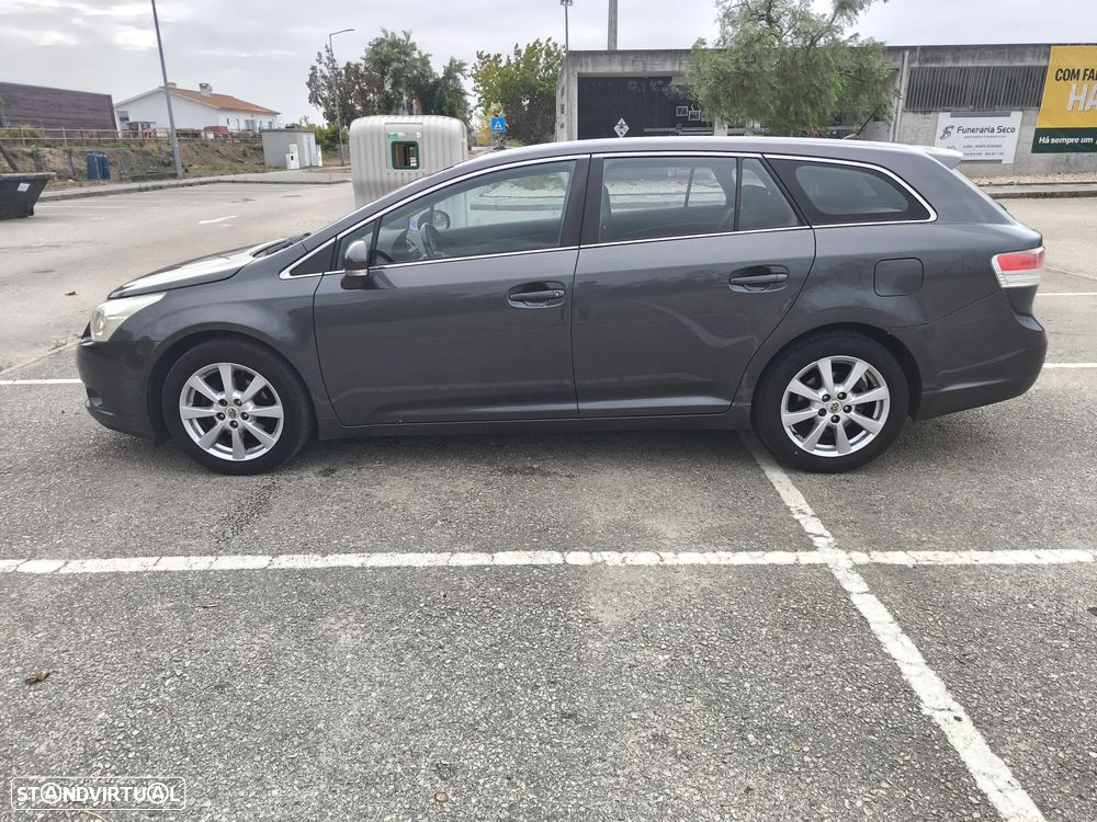 Toyota Avensis SW - 6