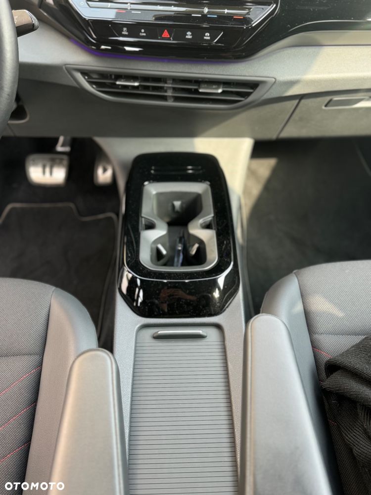 Volkswagen ID.5 77kWh GTX 4Motion - 10