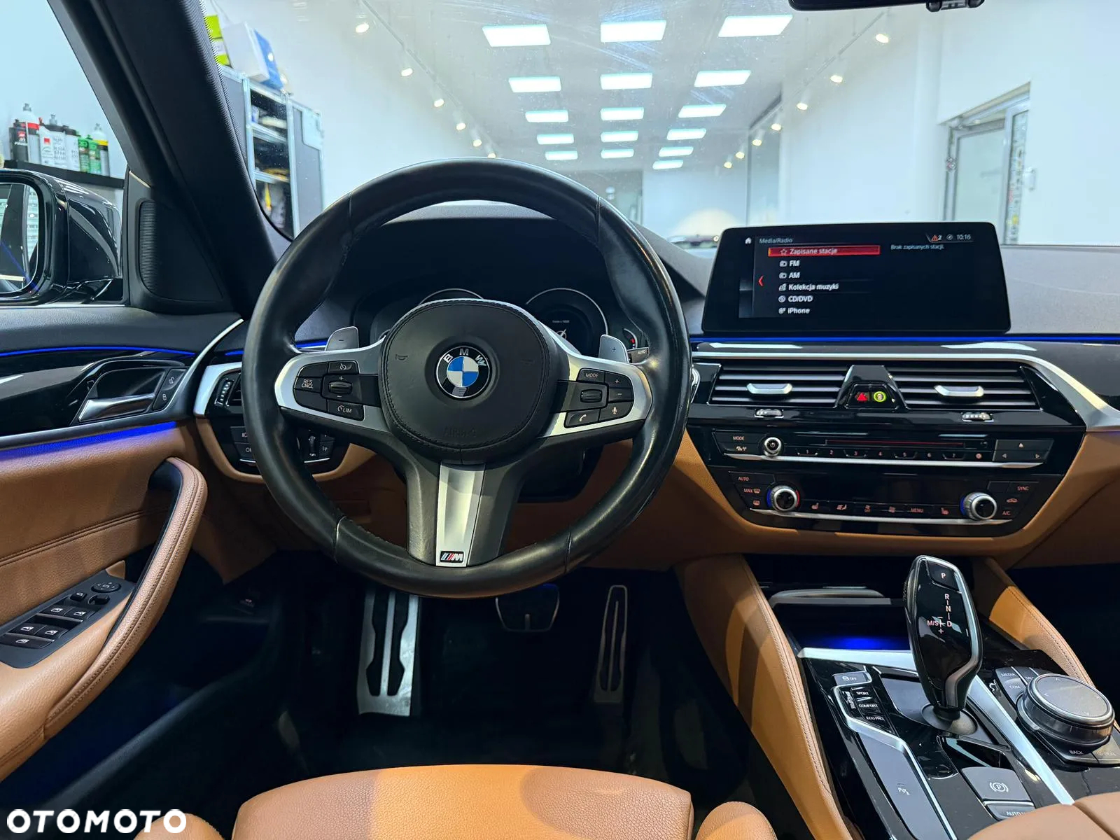 BMW Seria 5 520d xDrive Touring M Sport Edition - 13
