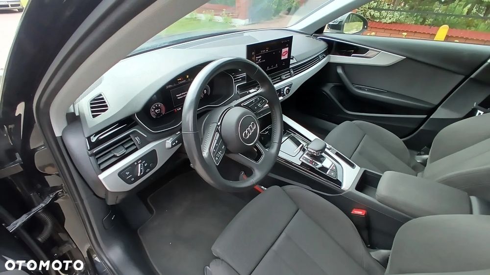 Audi A4 - 12