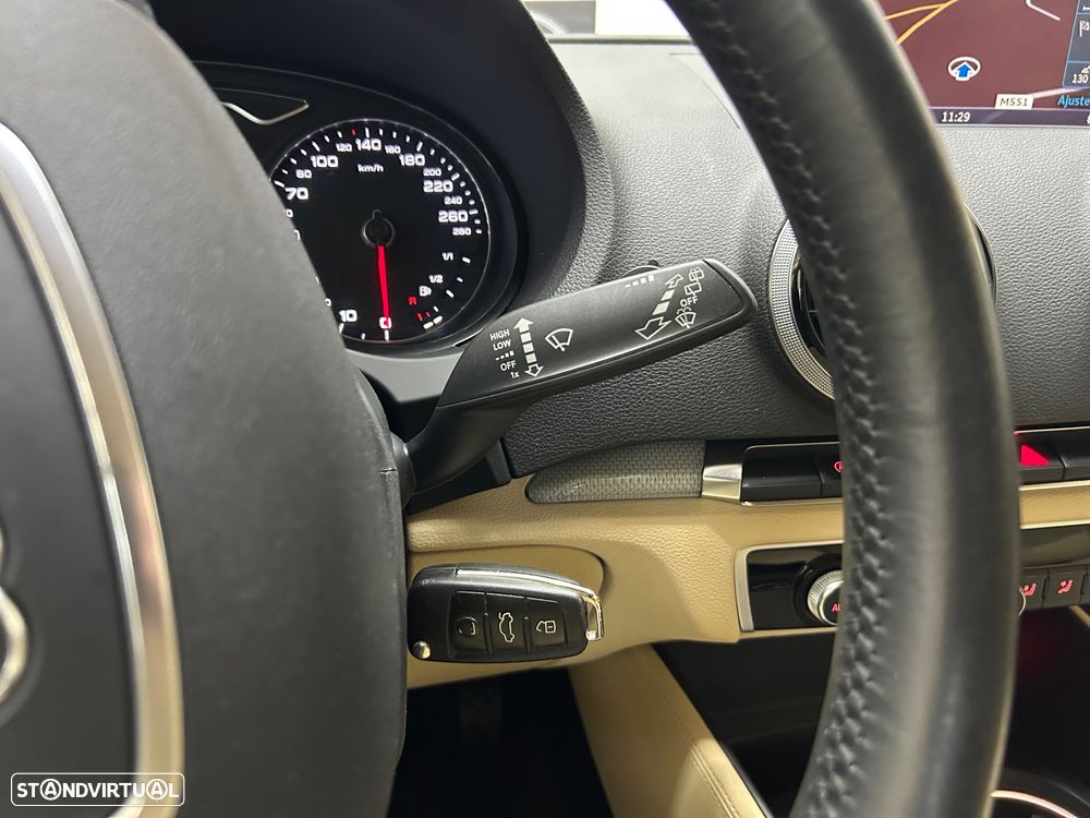 Audi A3 Sportback 1.4 TFSI cylinder on demand ultra S t Ambiente - 11