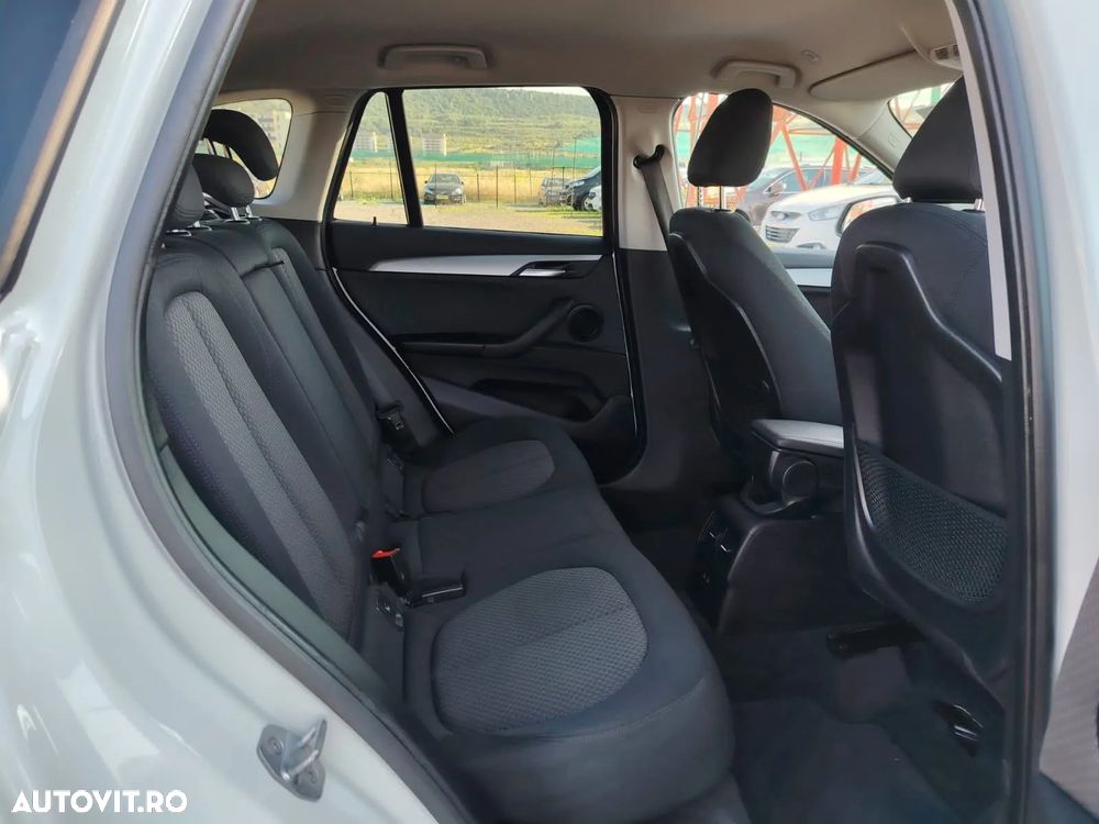 BMW X1 sDrive16d Standard - 10