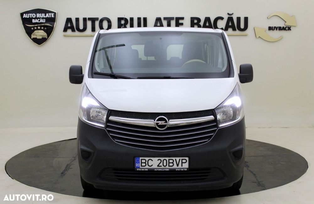 Opel Vivaro - 10