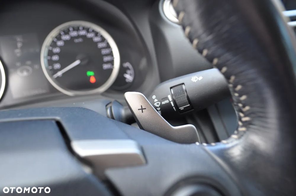 Lexus IS 200t Prestige - 20