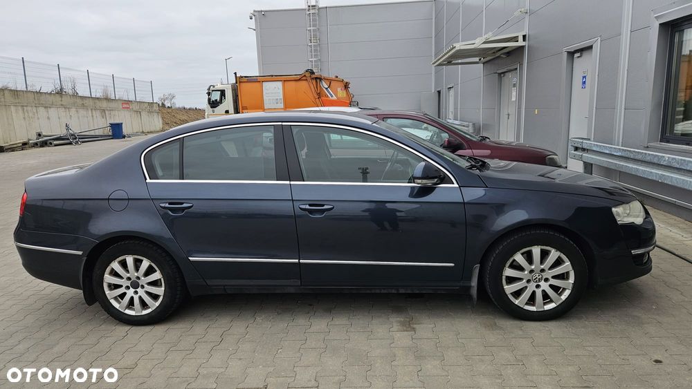 Volkswagen Passat 2.0 TDI DPF Comfortline - 3