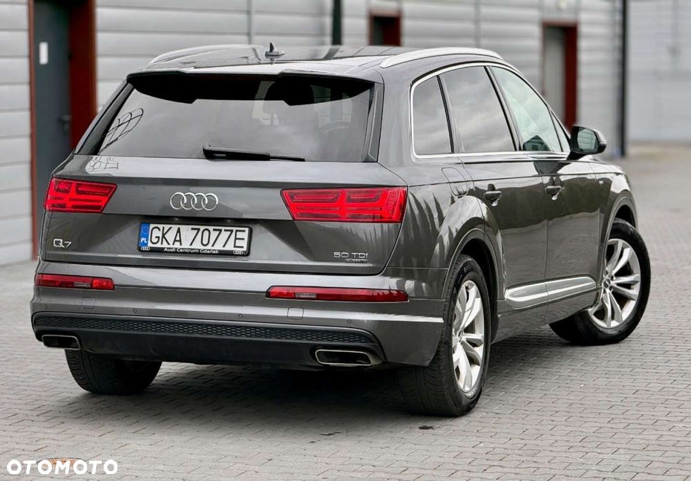 Audi Q7 - 6