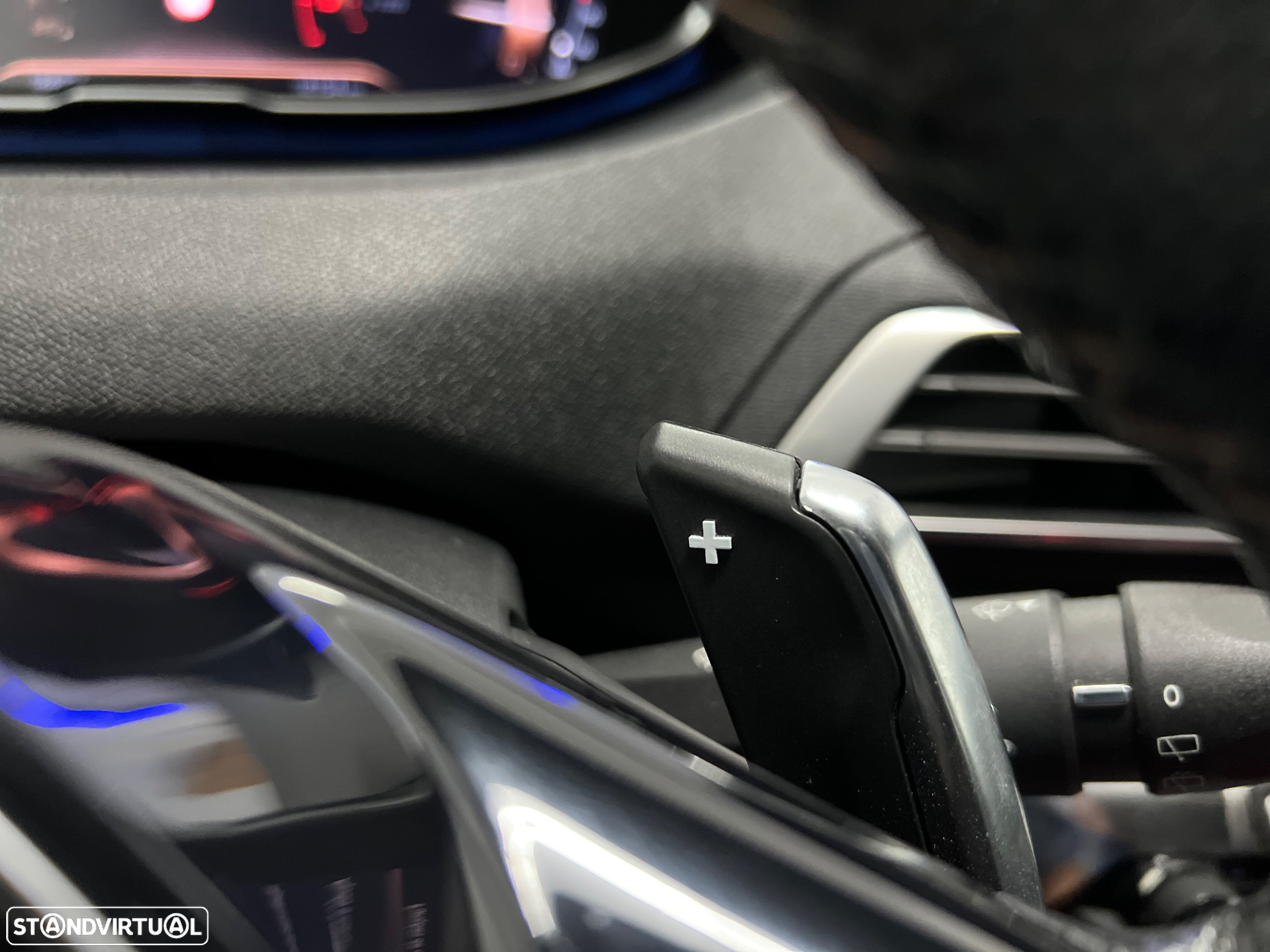 Peugeot 5008 1.5 BlueHDi GT Line EAT8 - 26