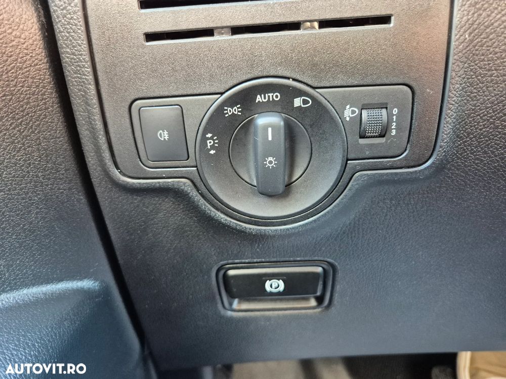 Mercedes-Benz Vito - 27