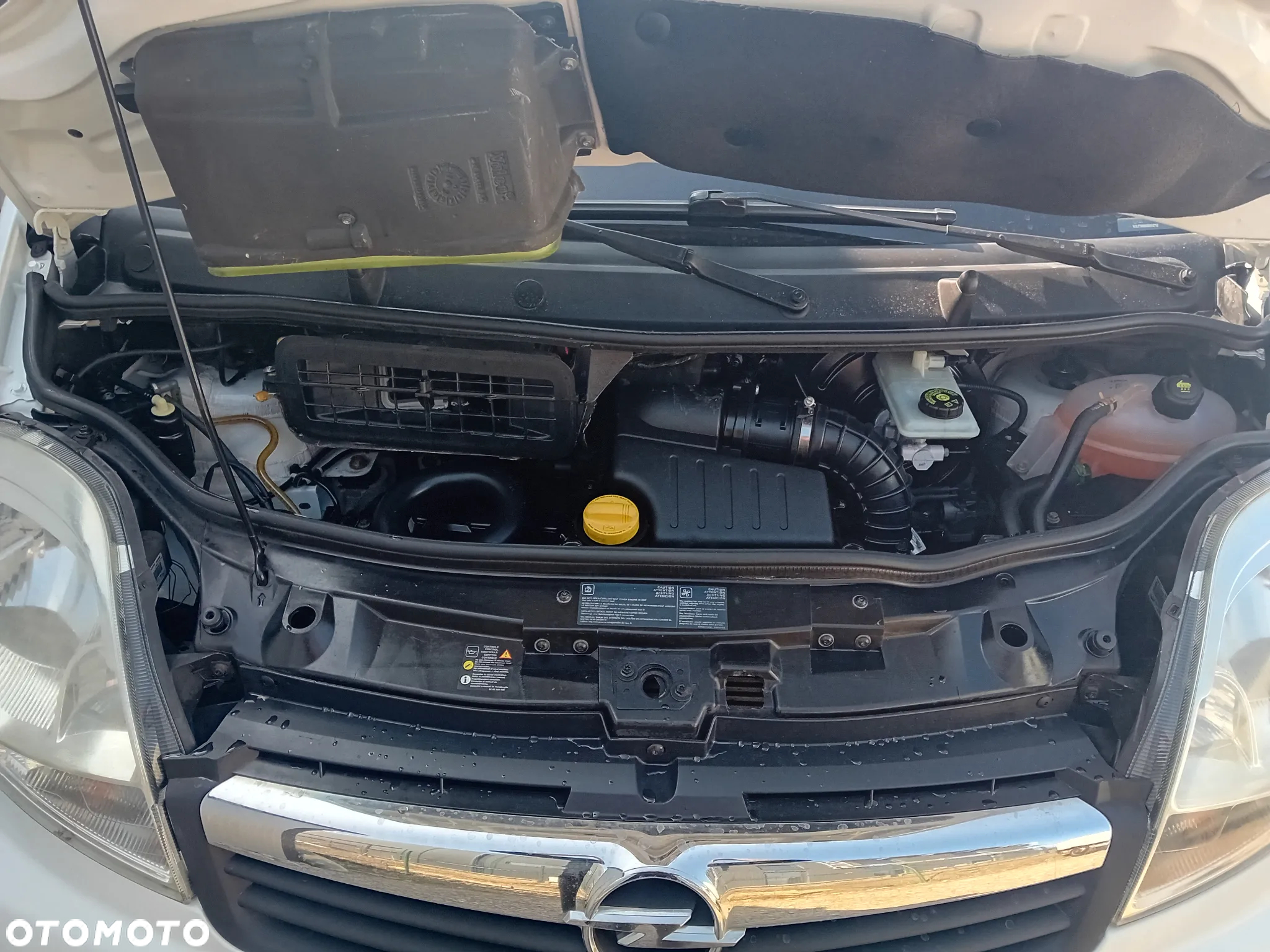 Opel Vivaro - 25